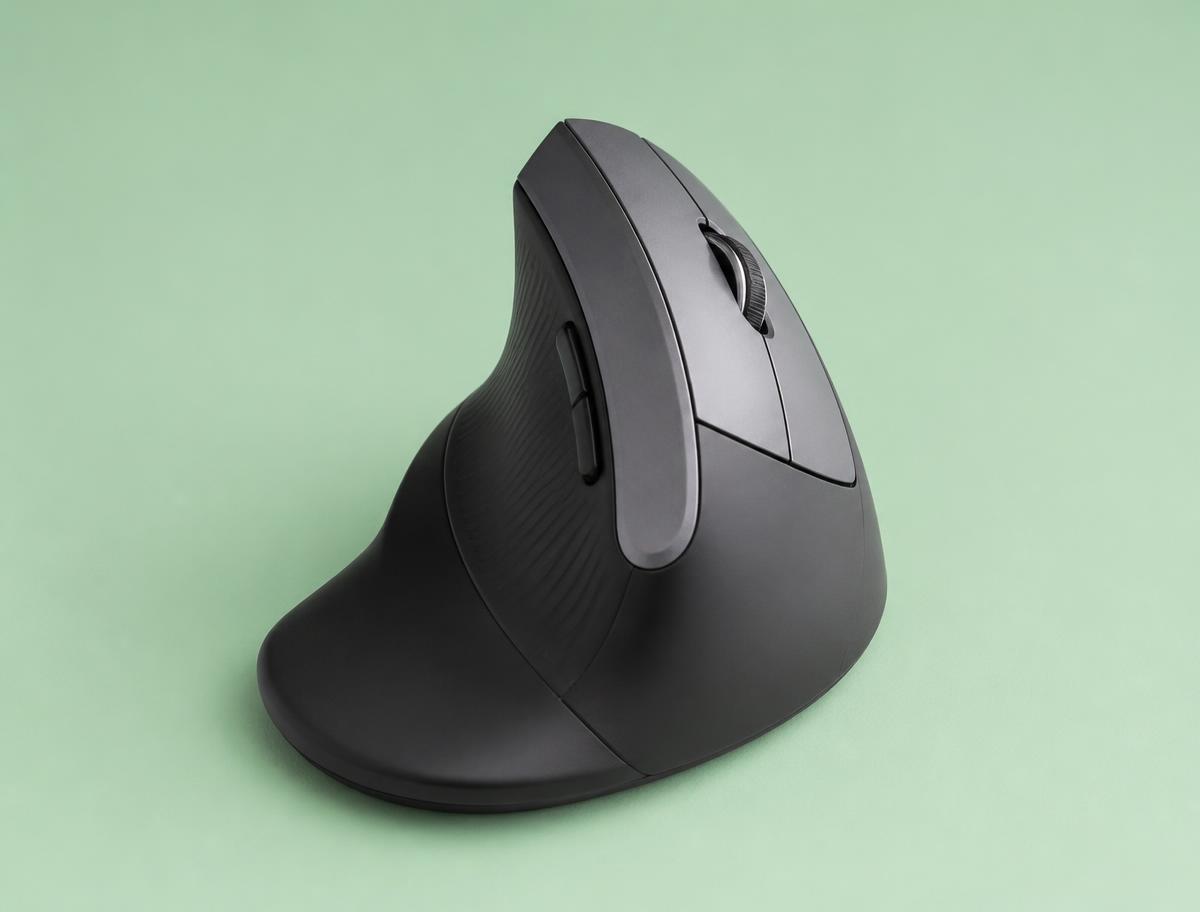 Kensington Pro Fit Ergo Vertical Wireless Mouse